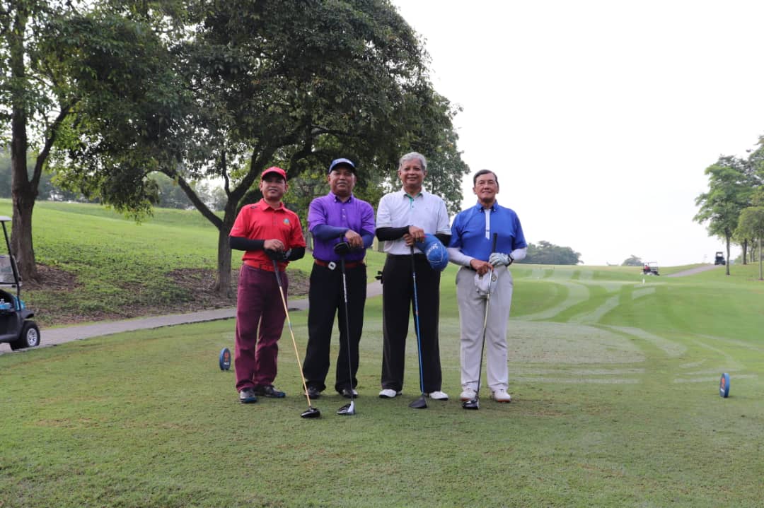 Four senior golfers at Glenmarie golf course